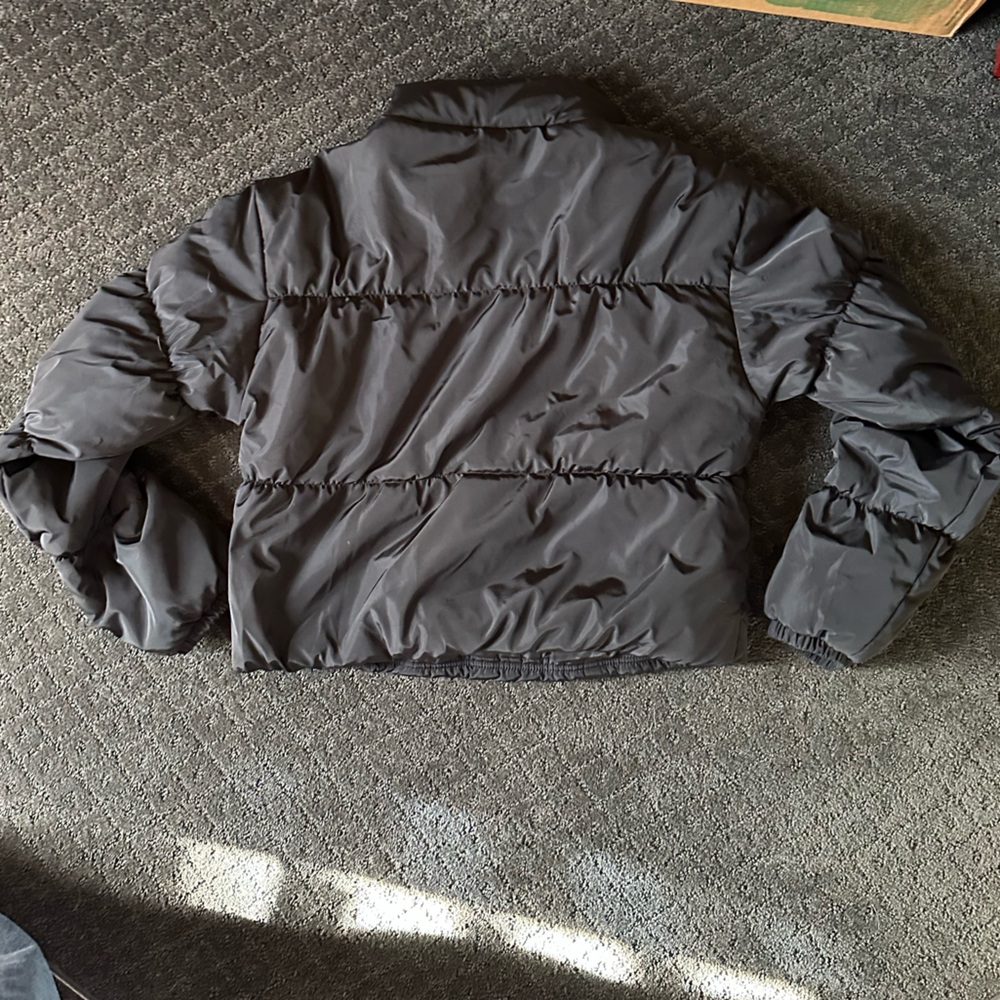 Black Polyester Pullover Jacket - image 4